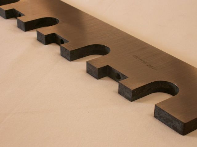 H217 Bruks Chipper knife 3250M  500 x 125 x 16 mm (2)